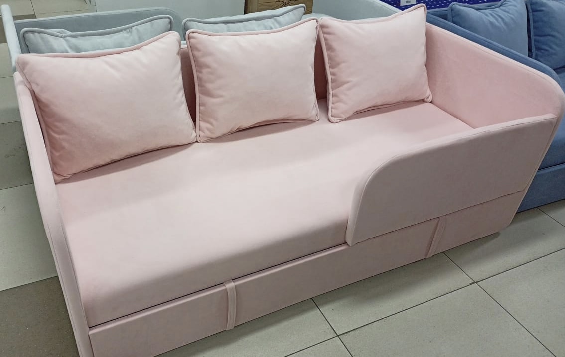 Диван-кровать Кэви (правый бортик). Велюр Тедди 324 (пудровый)