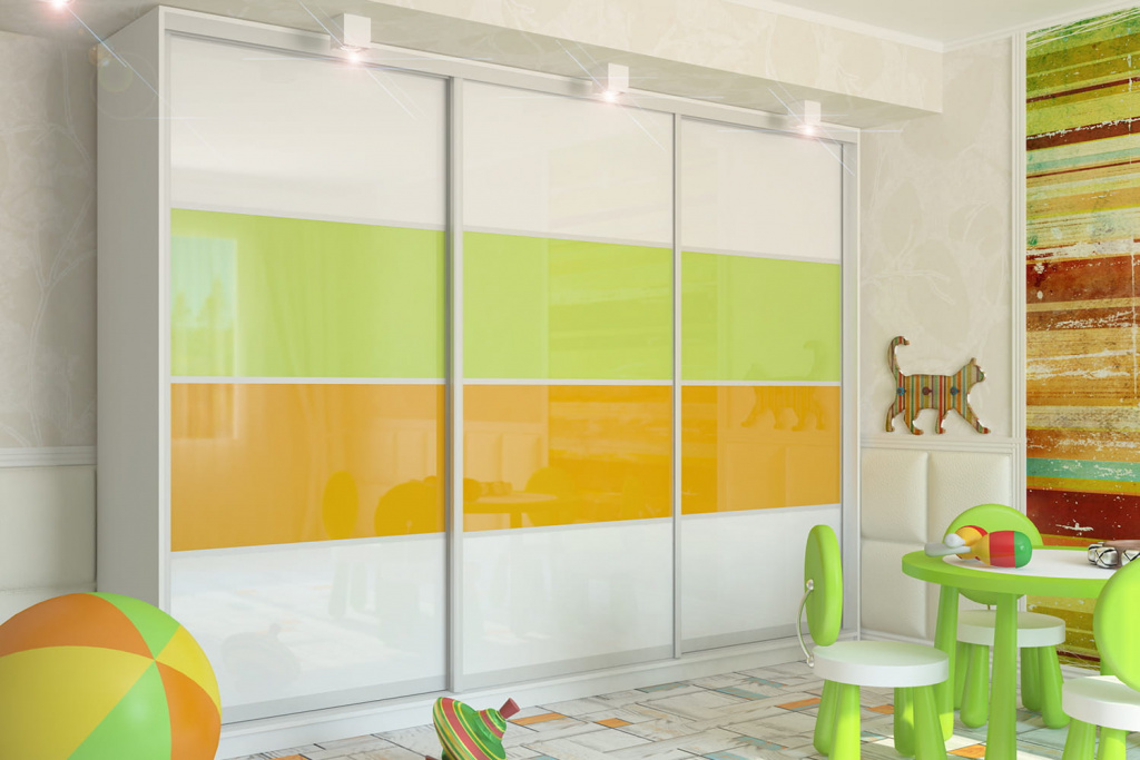 Прямой шкаф-купе в детскую Прямой шкаф-купе в детскую