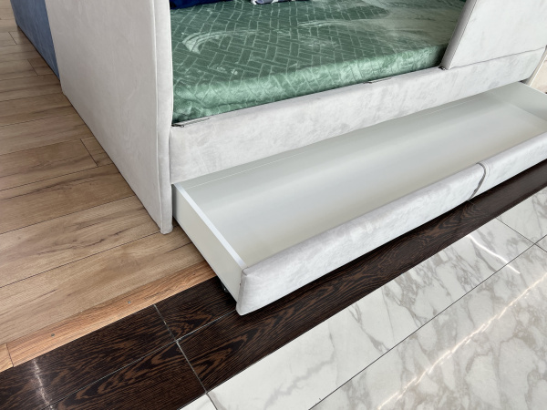 Мягкая кровать Nepos 90х200 (универсальный бортик) Велюр Тедди 314 (серый) от Династия Kids